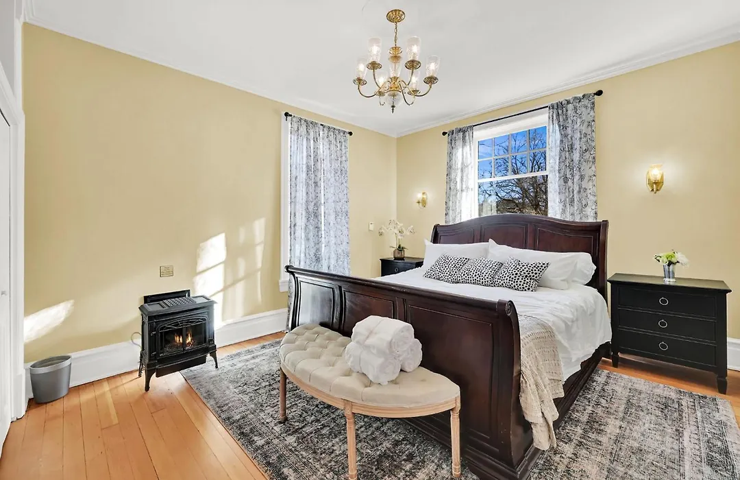 The Valley House Inn Sprague Suite-1